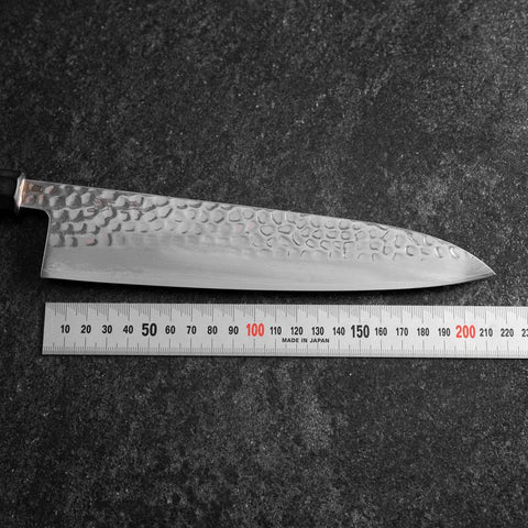 Gyuto VG-10 Tsuchime Damasco Mango de Magnolia con Cuerno de Búfalo  210mm